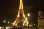 Sous les Ponts de Paris coule la Seine .... -- 12/03/11